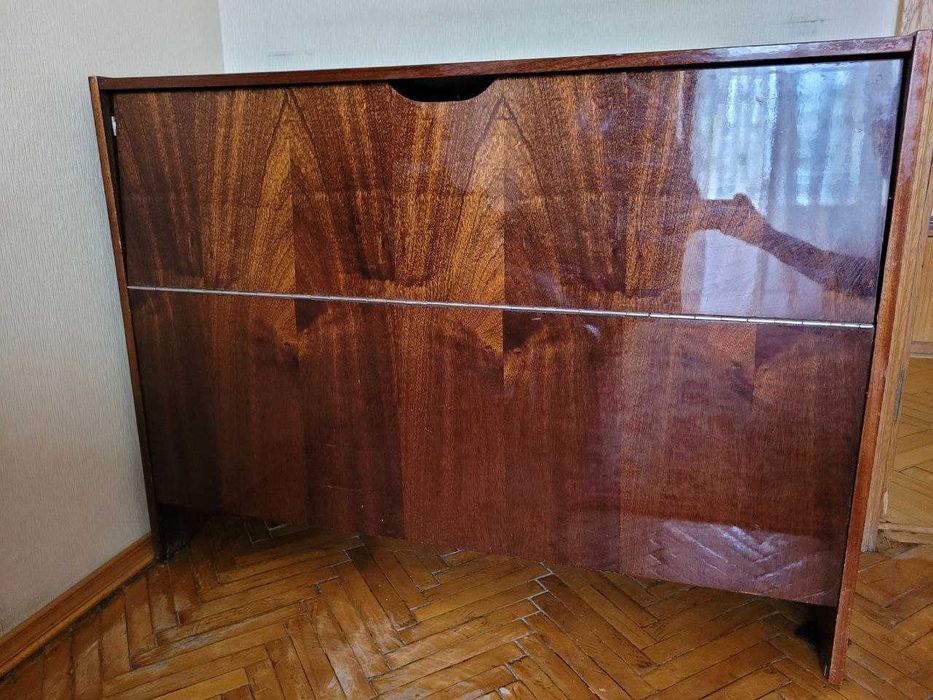 Комод, вместительный