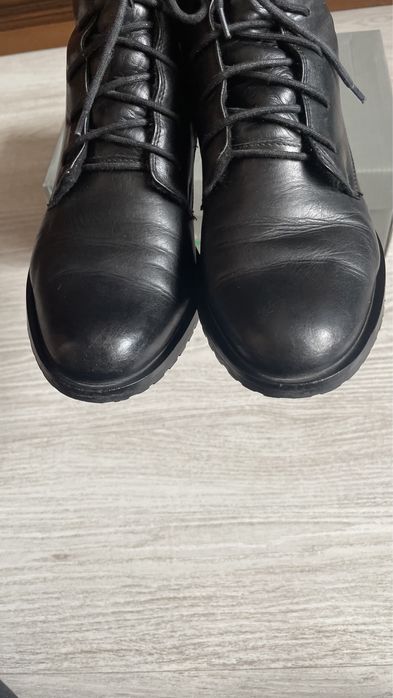 Damskie skórzane buty Ryłko