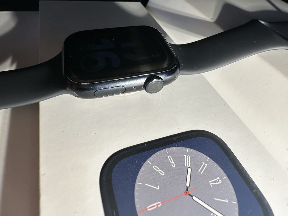 Apple Watch 8 45mm