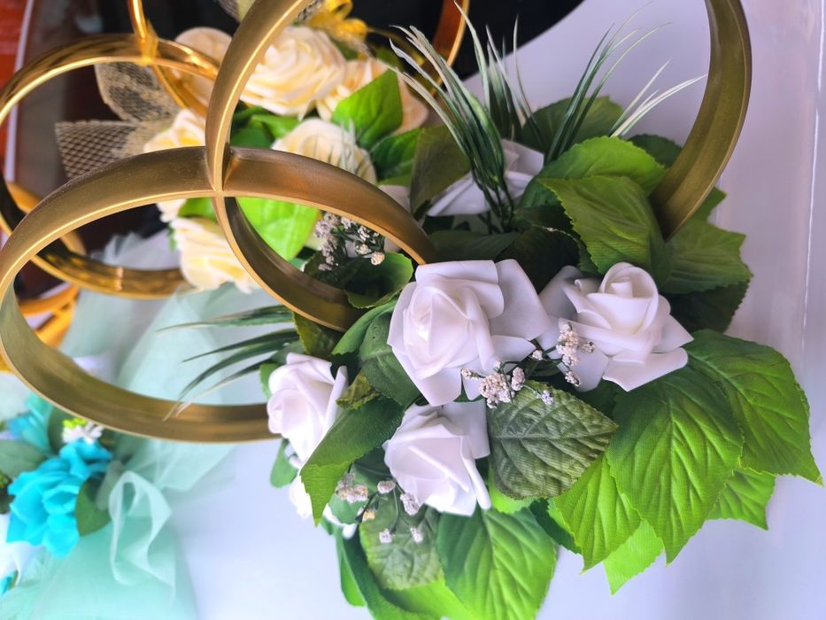 Кільця на машину на весілля, весільні прикраси на авто,кільця весільні