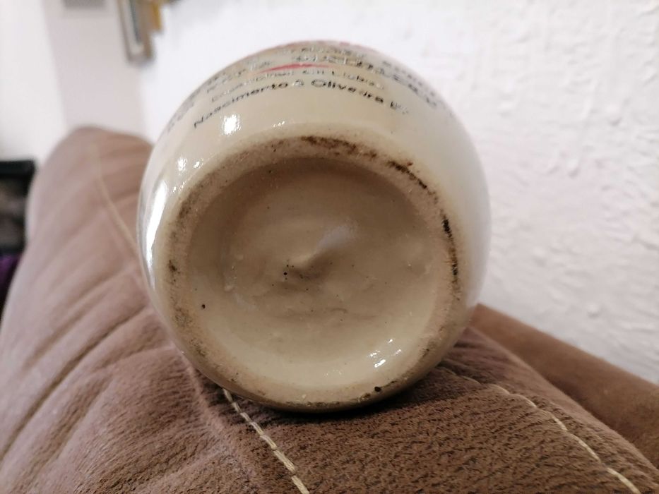 Garrafa Grês whisky "BEN NEVIS" 75cl Lacrada, c/ Selo mas VAZIA