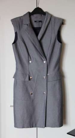 SIMPLE szara sukienka dwurzedowa guziki 36 S kratka krata