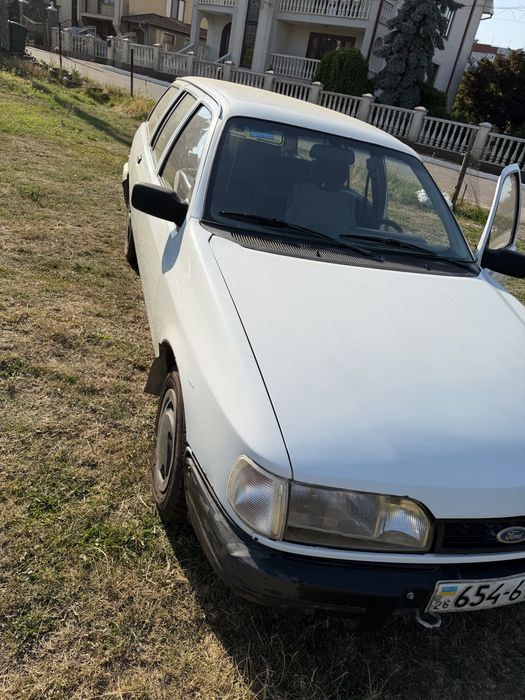 Продам. Форд сіера 2.0