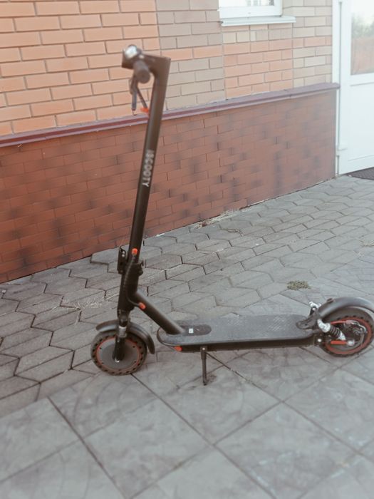 Продаю електросамокаті