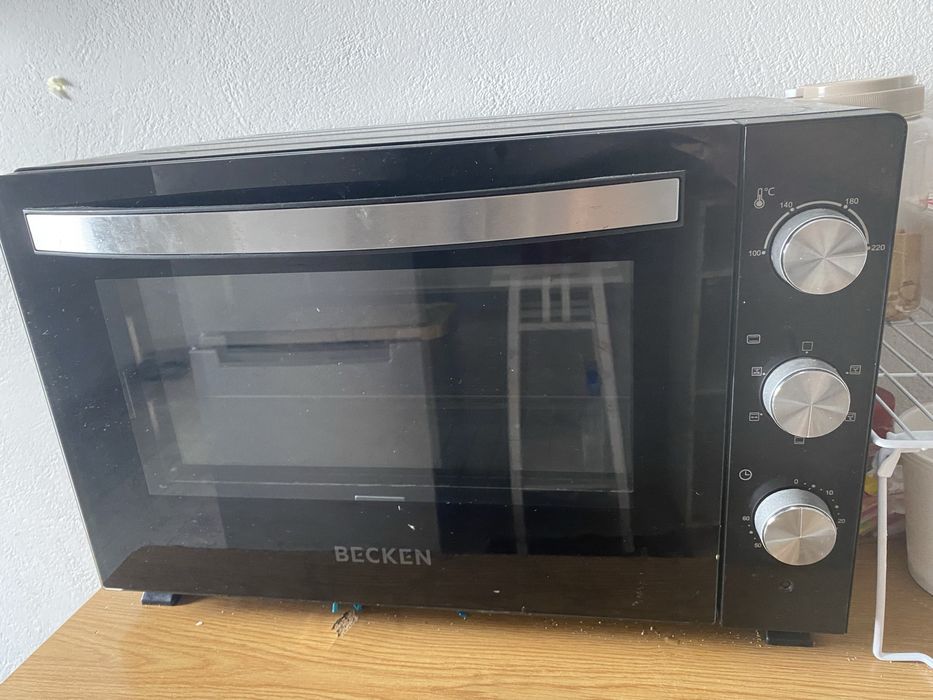 Forno eletrico grande