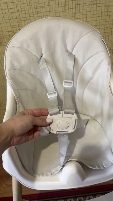 Стільчик для годування