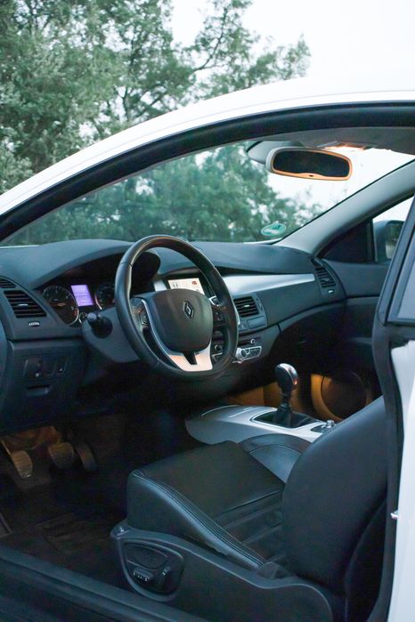 Renault Laguna Coupe 2.0DCi — photo 5