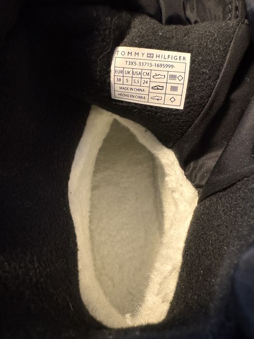 Снігоходи Tommy Hilfiger (нові)