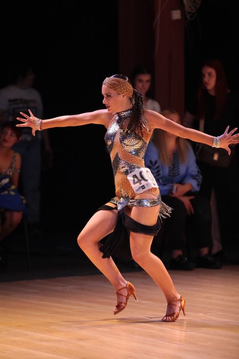 Сукня для танців латини