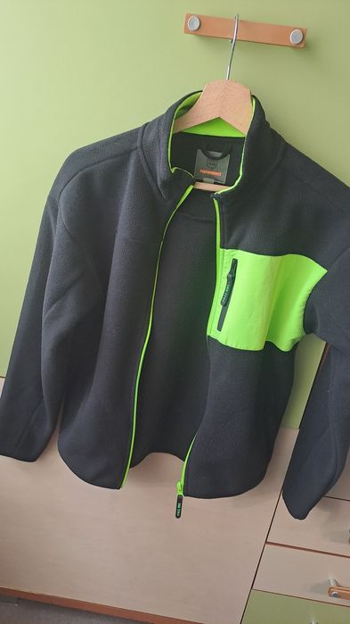 Bluza, kurtka softshell rozm.146