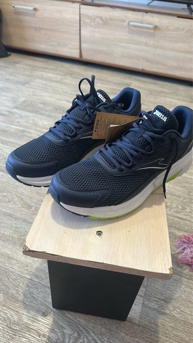 Кросівки чоловічі Joma 47 розмір