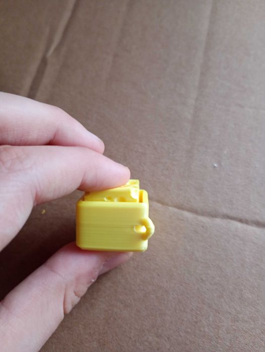 Serowy clicker brelok z drukarki 3d