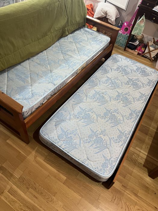Sofá cama com 2 colchões