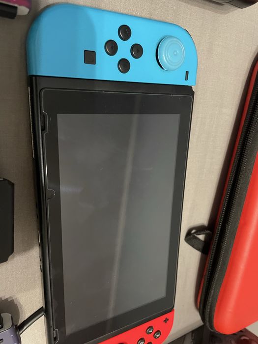 Nintendo Switch 256gb  стан нова 10/10 Kefir  full комплект