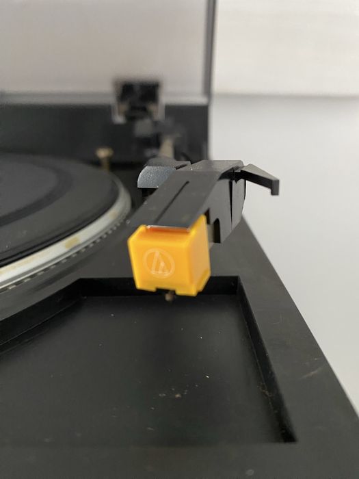 Wieża Schneider Midi 2700 CD