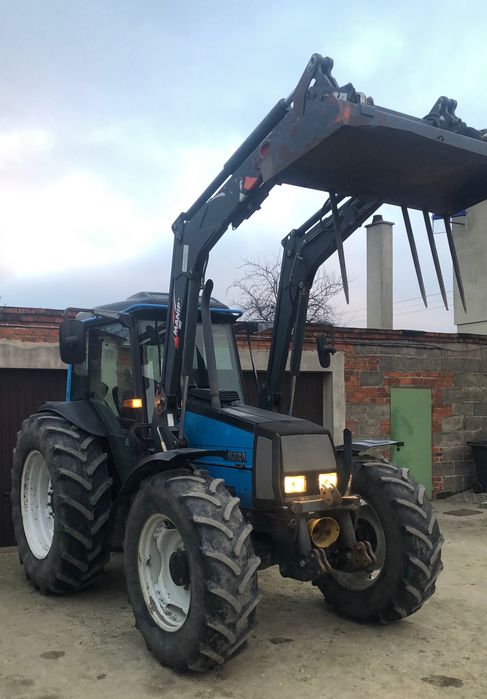 Traktor Valtra A95 Tuz wałek wom Tur