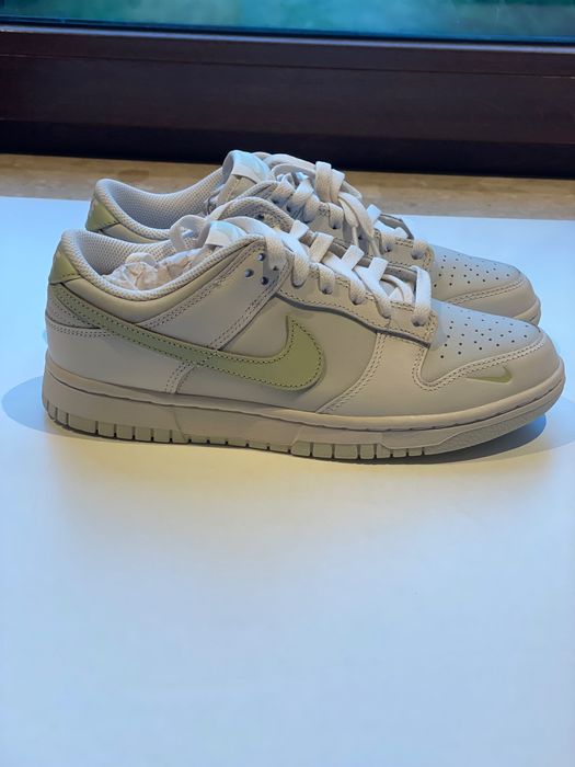 NOWE Nike Dunk Low Women "Phantom/Olive Aura” 40