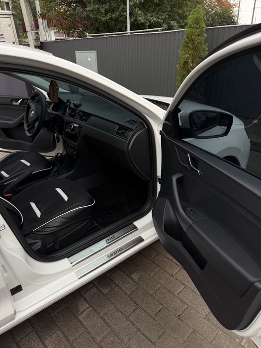 Skoda rapid 2016