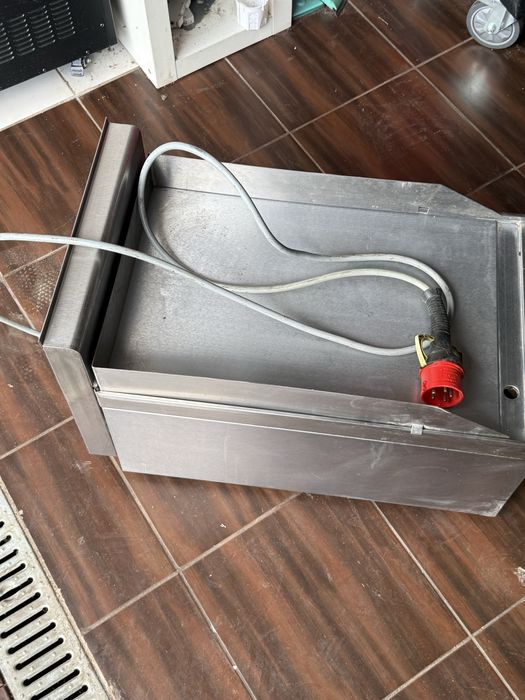 Płyta grillowa Kromet elektryczna