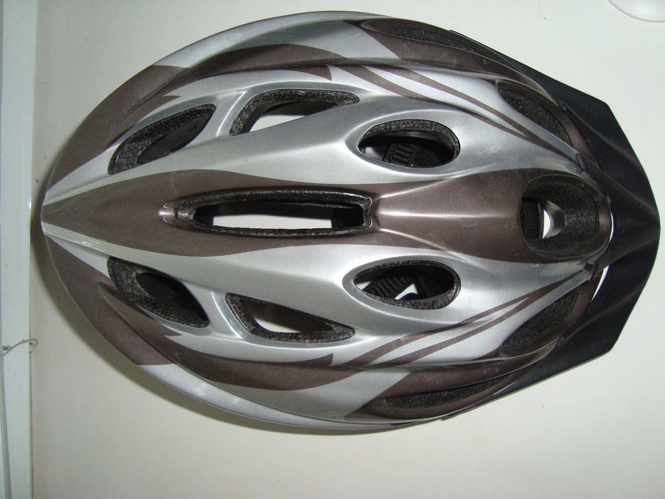 Вело шолом  Raleigh