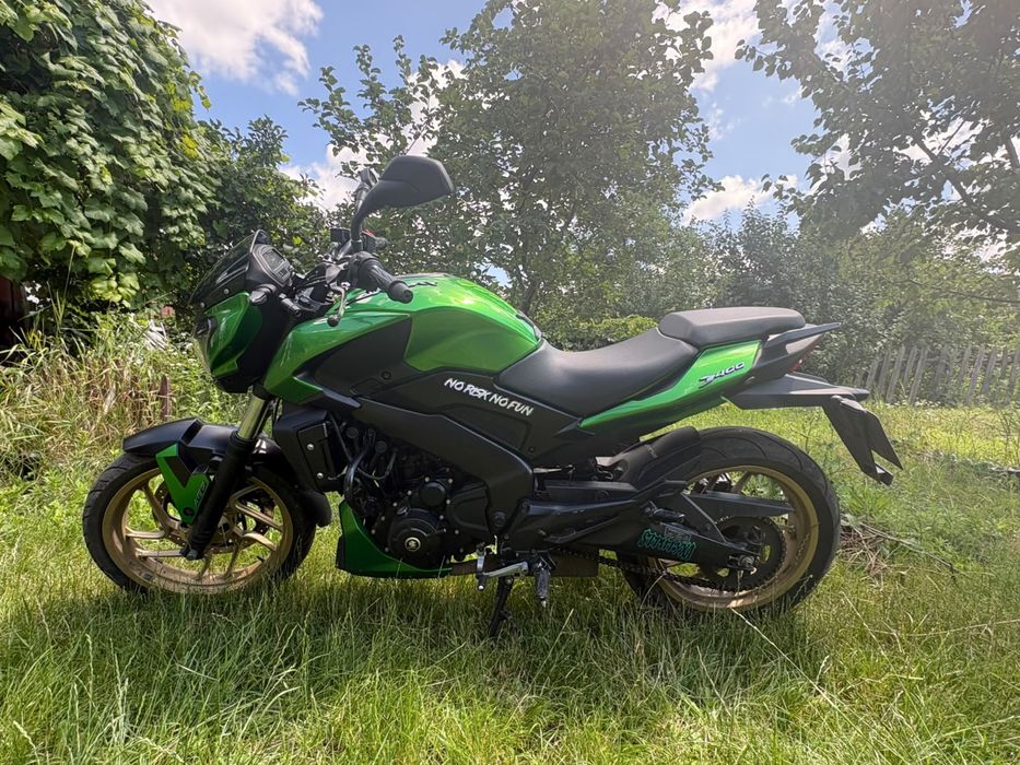 Bajaj Dominar 400