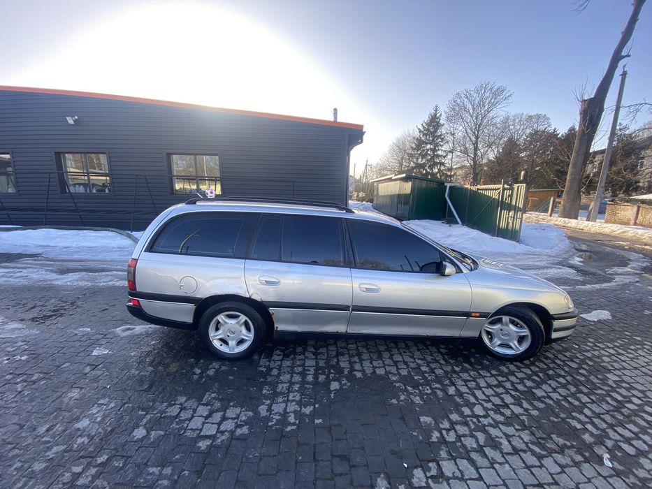 Opel Omega B 2.0 16V