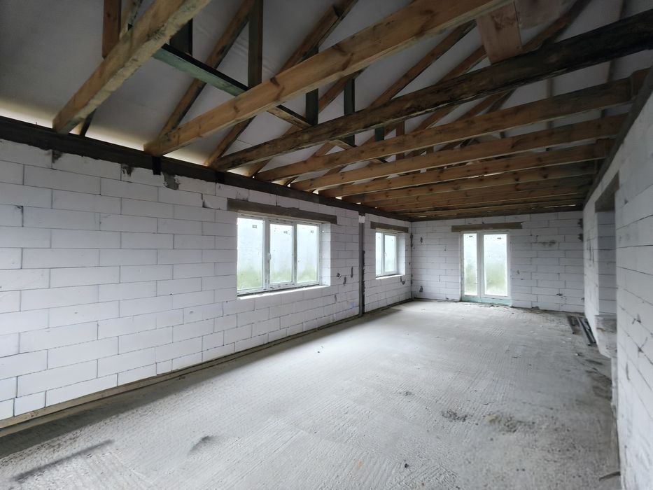 Продаж будинку  двохповерхового