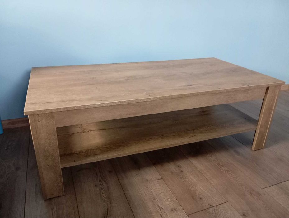 Brązowy stolik kawowy z półką