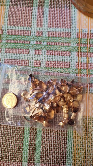 Золото 583 Зубные коронки 850 проба