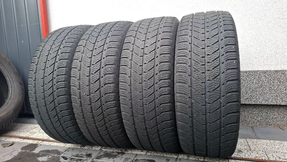 Opony 225/55 R17C Uniroyal SnowMax 3 2020r