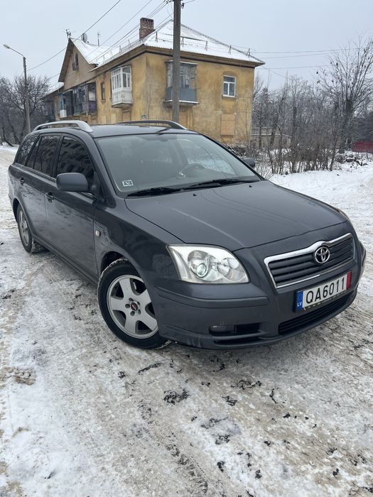 Продам тойту в гарному стані