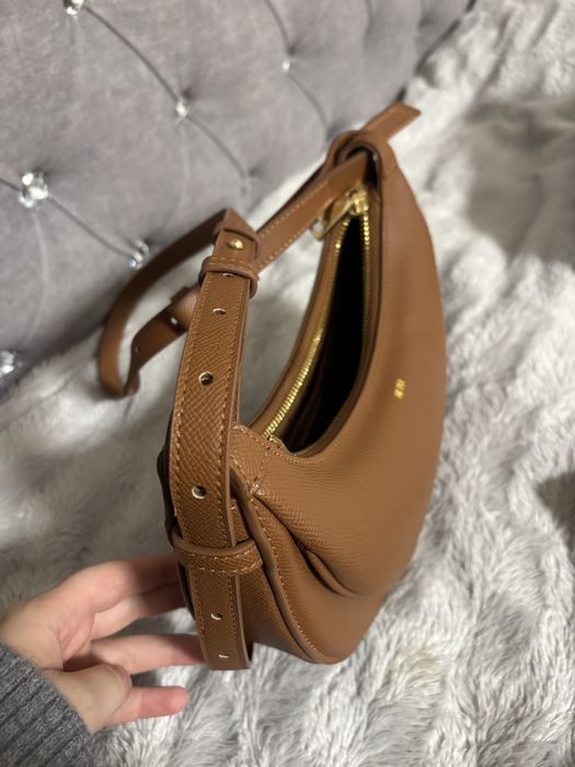 Оригінальна сумка JW PEI Sharon Crossbody Bag коричневого кольору