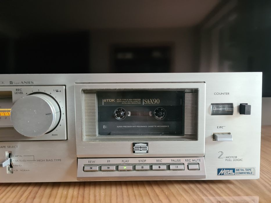 Magnetofon JVC KD-A33