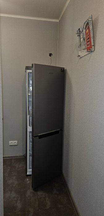 Кв.2х.к.перший поверх,дніпровський р-н,Сергія Синенка9.