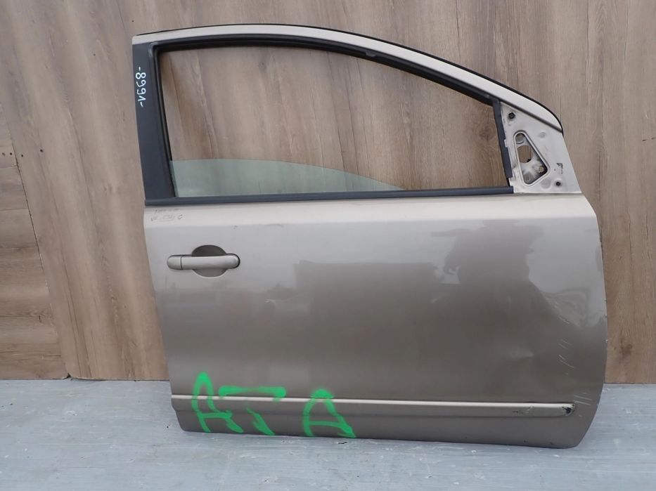 NISSAN NOTE E11 06-12 DRZWI PRZEDNIE PRAWE C30