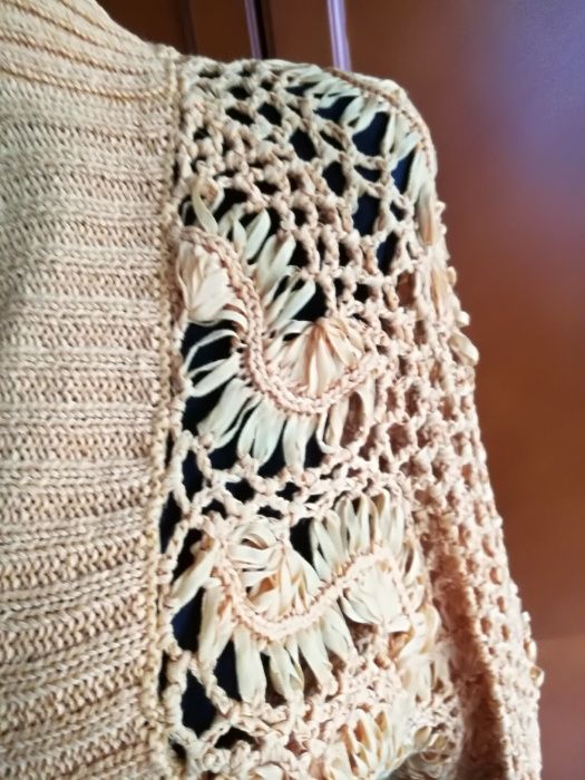 Sweterek żółto pomarańczowy