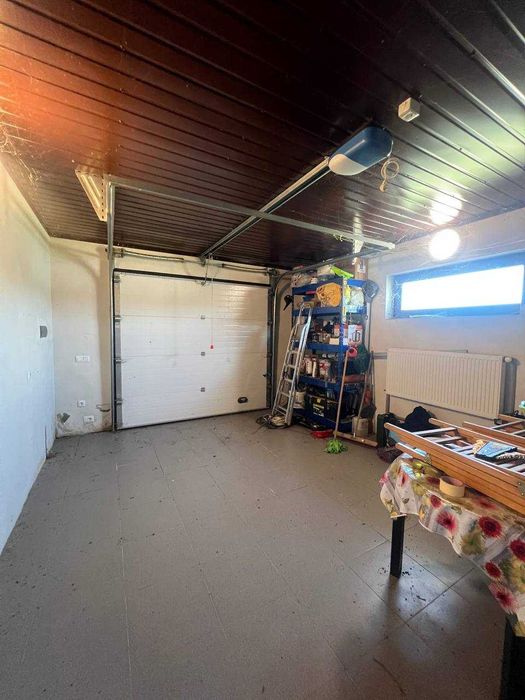 Продаж  БУДИНКУ 186 м2 з МІСЬКИМИ комунікаціями!