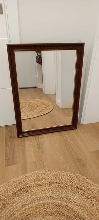 Espelho de Parede - Sofisticação e Beleza para Sua Casa!