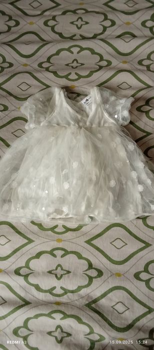 Sprzedam 3 ładne sukienki