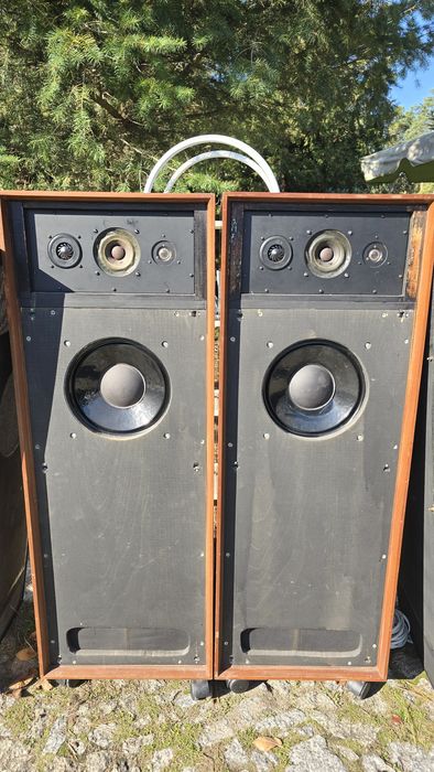 Kolumny Radford Studio