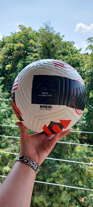 Футбольний м'яч.розмір 5