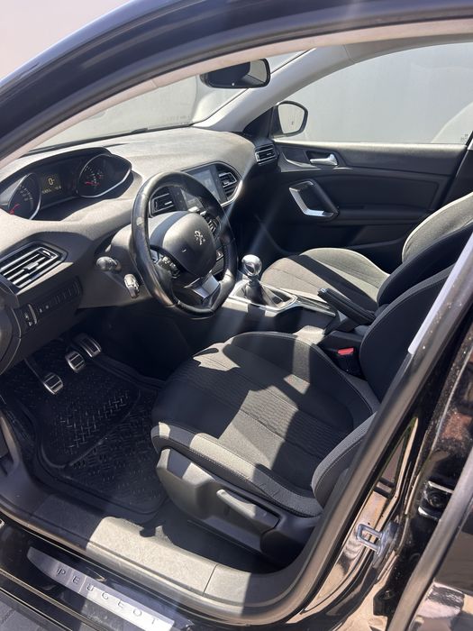 Peugeot 308 SW — fotografia 5