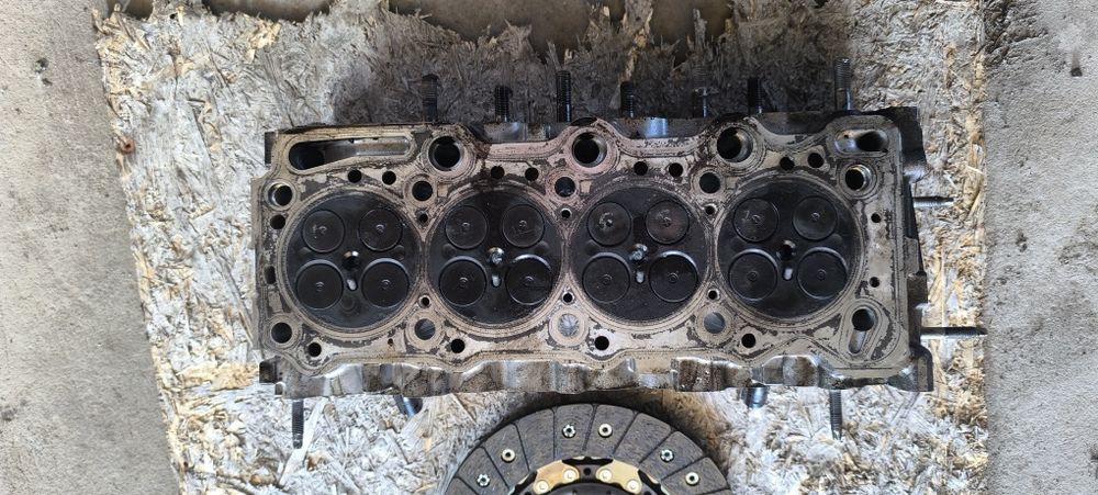 Головка блоку циліндрів Opel Astra J  1.7 CDTI A17DTR