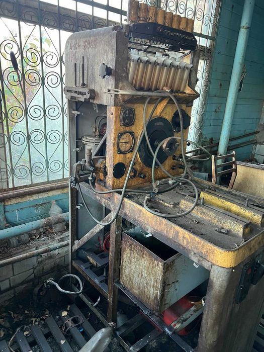 Продам стенд для випробування паливних насосів