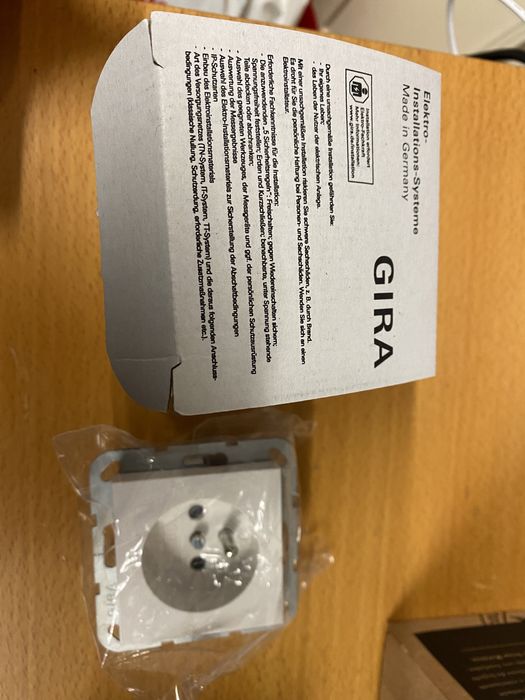 Electrical Socket - Gira64564282787969124