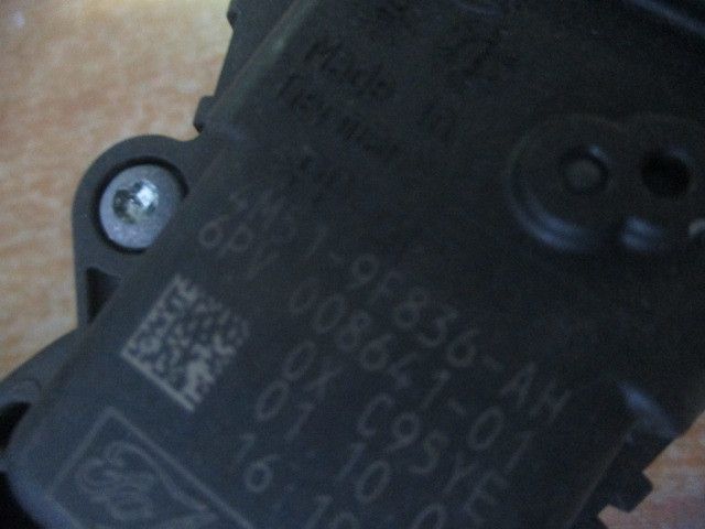 Pedal do acelerador VOLVO V50 (MW)