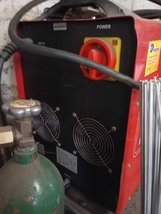 Spawarka inwertorowa Magnum TIG 225P AC/DC