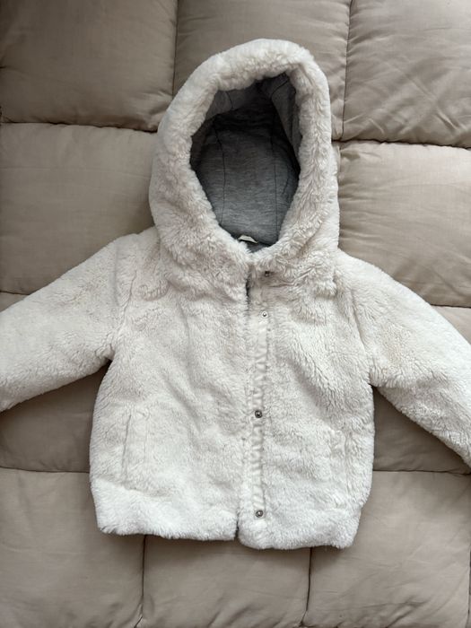 Тепла мʼякенька курточка на дівчинку 2-3 роки