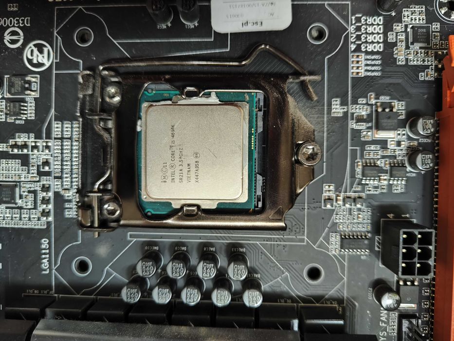 Zestaw [Płyta główna Z87X-OC + CPU i5 4690k + RAM DDR3 16GB + SSD 256]