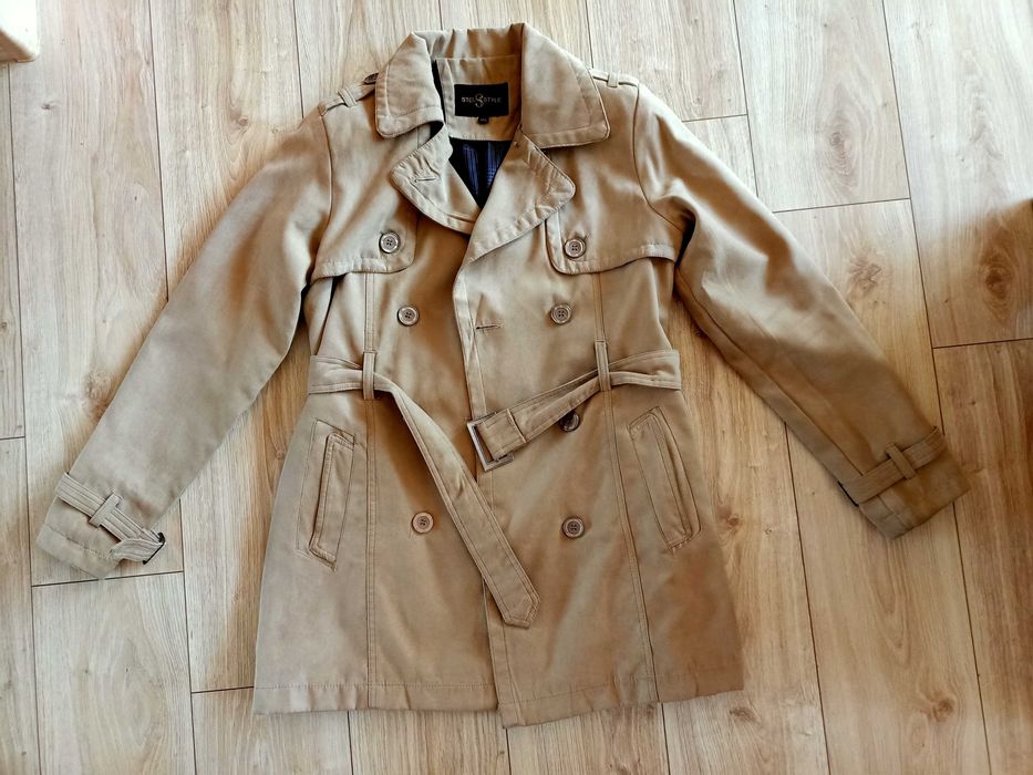 Beżowy płaszczyk damski - rozm. 40